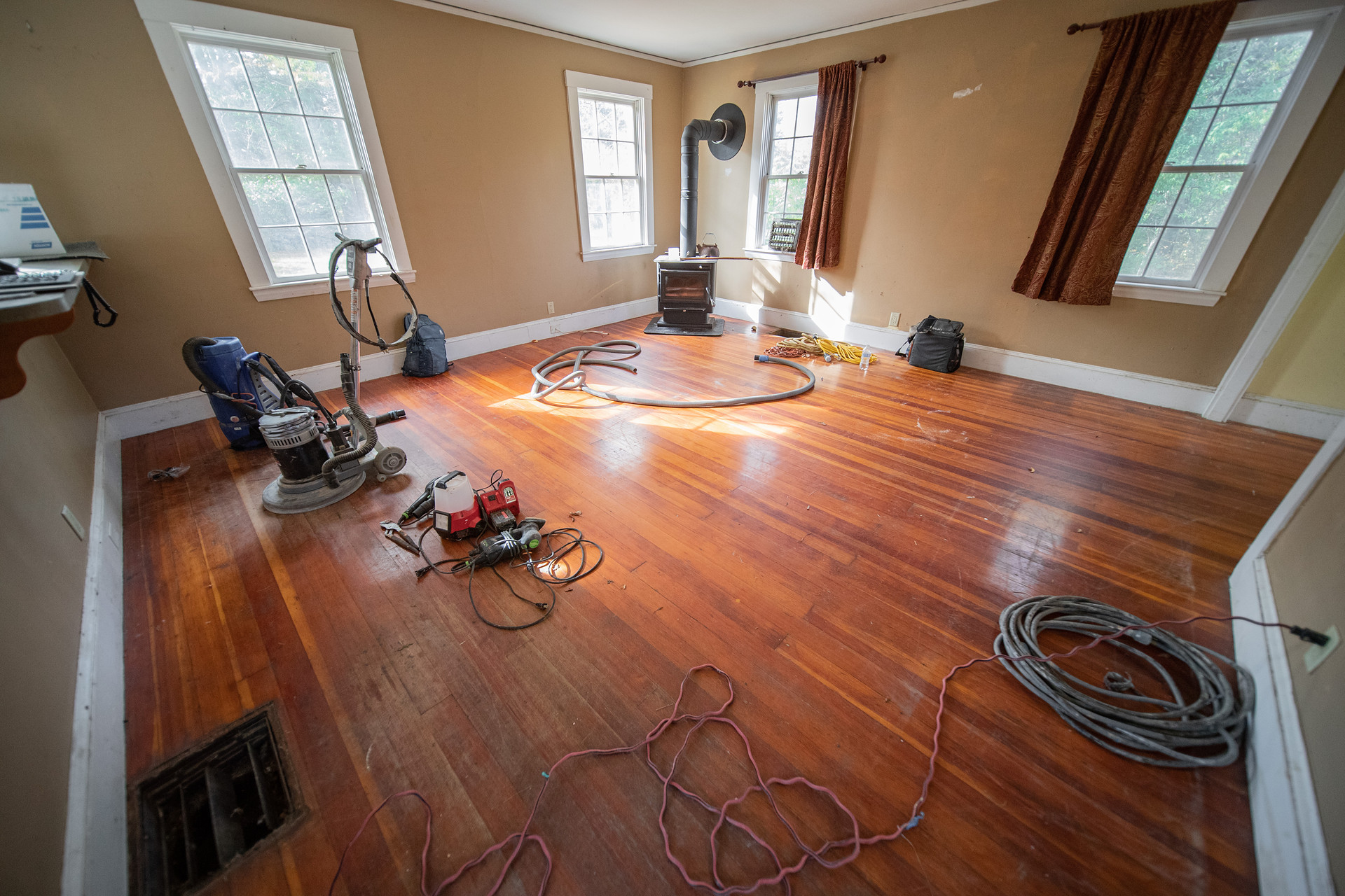 Refinishing in Milton, photo 2