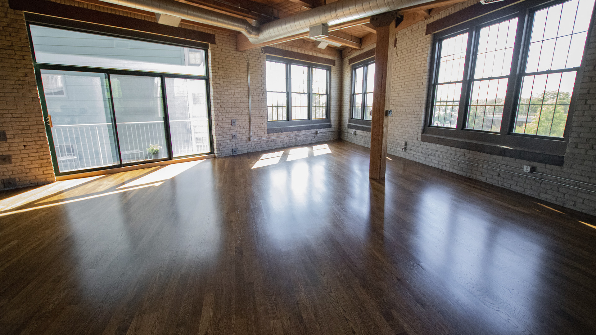 Weles Wood Floor Services in Everett after
